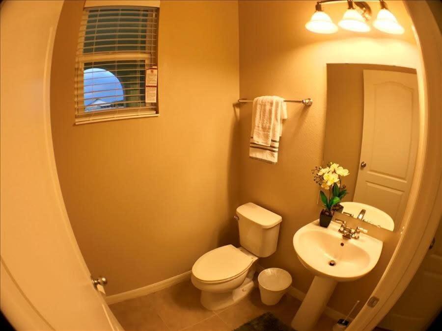 Four Bedrooms Townhome 5126 คิสซิมมี ภายนอก รูปภาพ